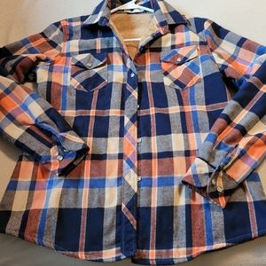 Plaid button down top ❤